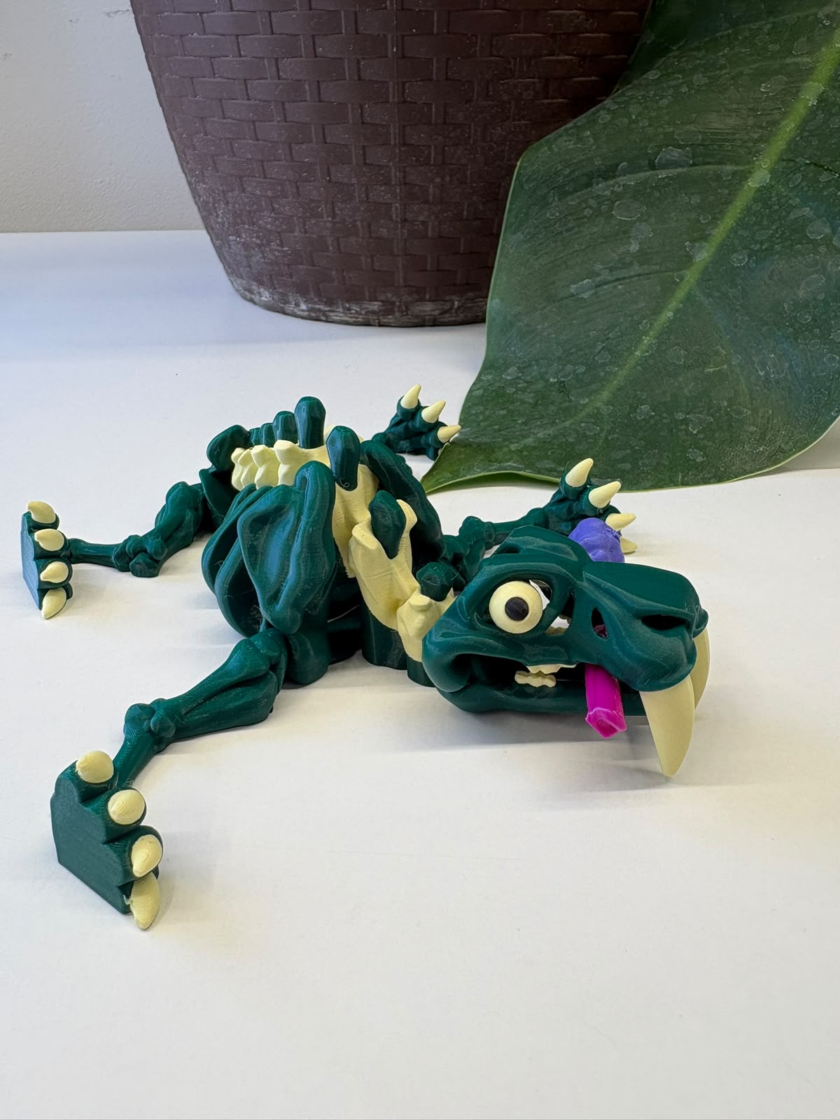 🦅 DIENTES DE SABLES SMALL — FIGURA 3D ARTICULADA - Imagen 2