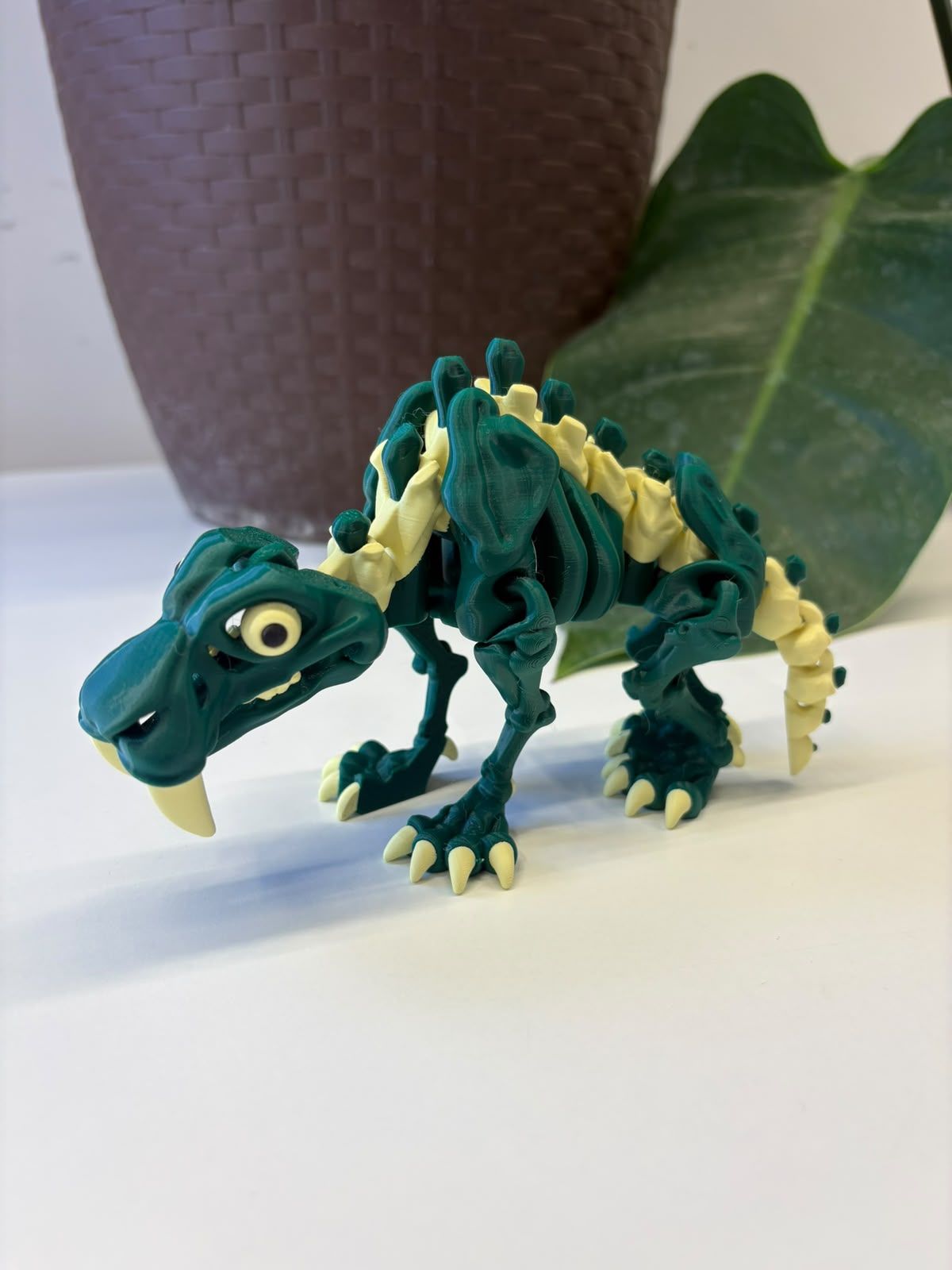 🦅 DIENTES DE SABLES SMALL — FIGURA 3D ARTICULADA - Imagen 4