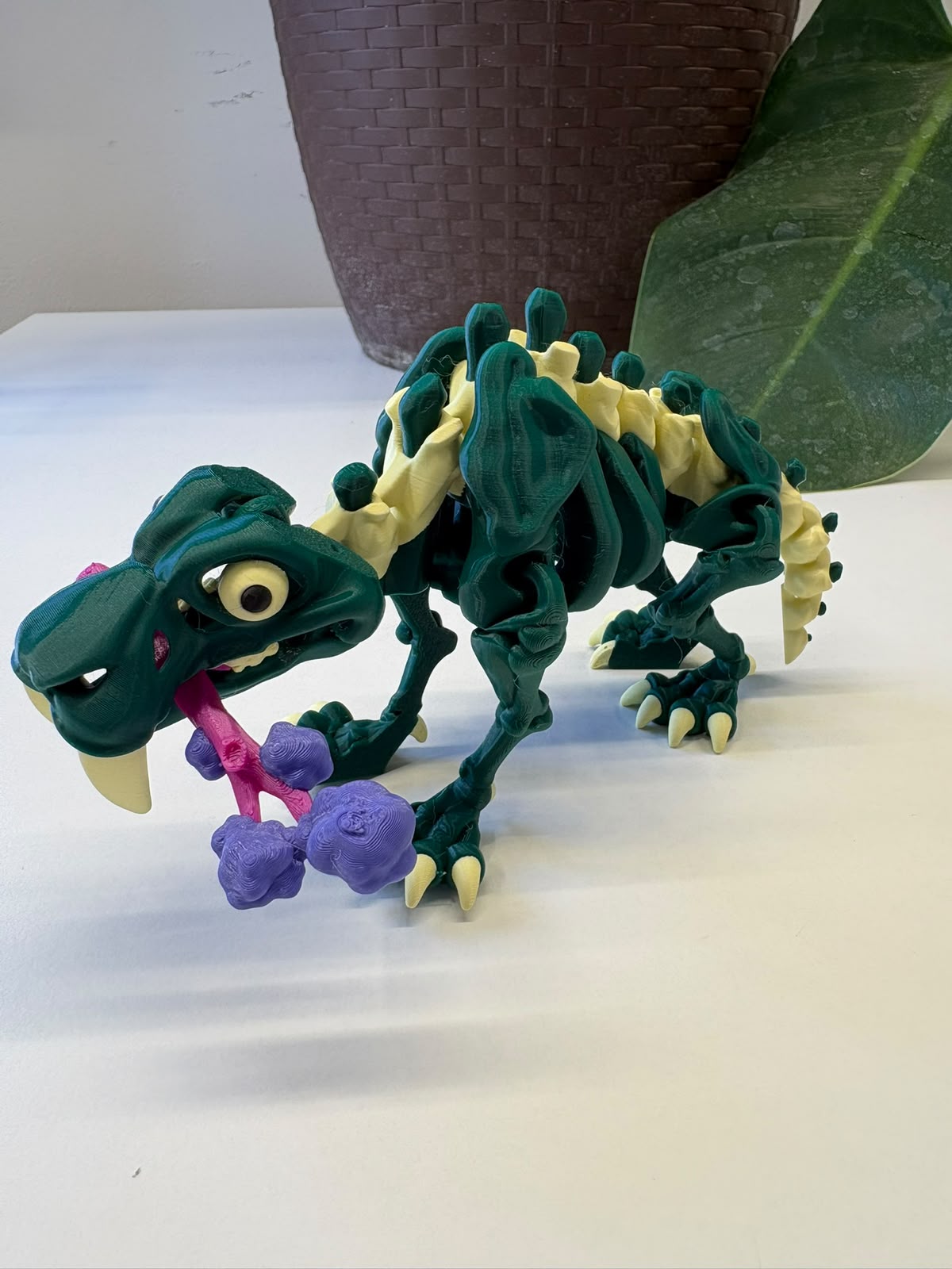 🦅 DIENTES DE SABLES SMALL — FIGURA 3D ARTICULADA